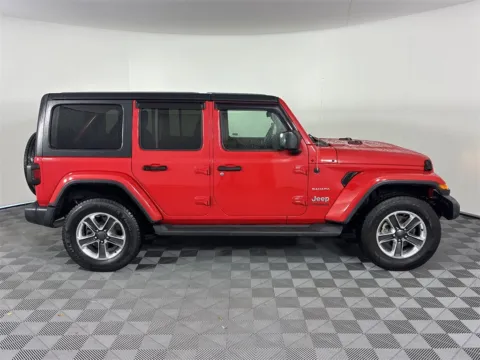 More photos of 2021 Jeep Wrangler Unlimited Sahara at Step One CDJR Fiat Fort Walton Beach, FL