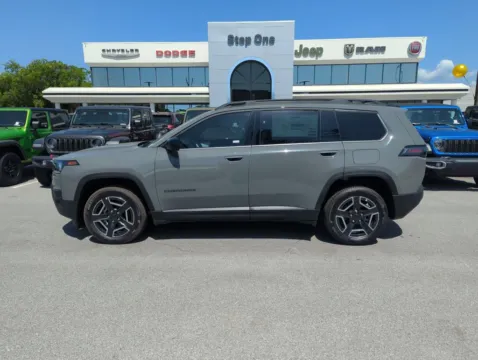 More photos of 2026 Jeep Cherokee Laredo at Step One CDJR Fiat Fort Walton Beach, FL