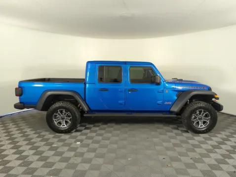 More photos of 2026 Jeep Gladiator Mojave at Step One CDJR Fiat Fort Walton Beach, FL