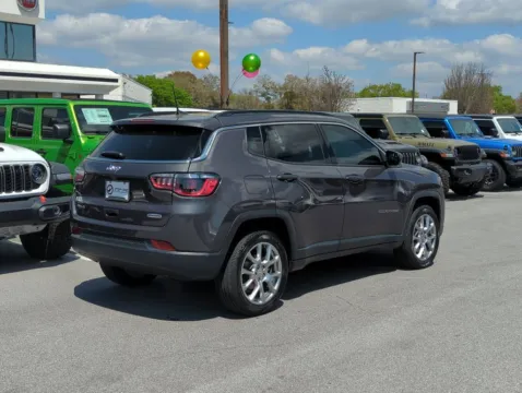 More photos of 2024 Jeep Compass Latitude Lux at Step One CDJR Fiat Fort Walton Beach, FL