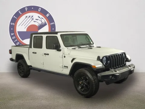 Photos of 2022 Jeep Gladiator Willys for sale in Fort Walton Beach, FL at Step One CDJR Fiat Fort Walton Beach