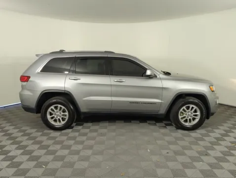 More photos of 2020 Jeep Grand Cherokee Laredo E at Step One CDJR Fiat Fort Walton Beach, FL