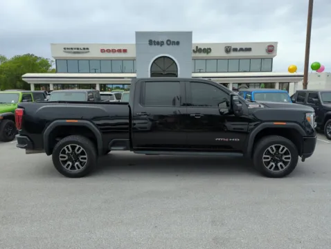 More photos of 2022 GMC Sierra 2500HD AT4 at Step One CDJR Fiat Fort Walton Beach, FL
