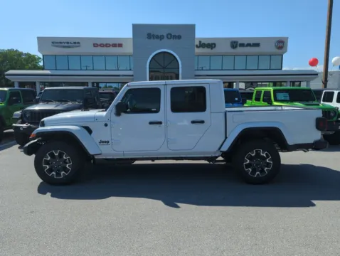 More photos of 2026 Jeep Gladiator Sahara at Step One CDJR Fiat Fort Walton Beach, FL