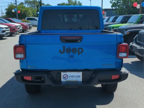 More photos of 2026 Jeep Gladiator Sahara at Step One CDJR Fiat Fort Walton Beach, FL