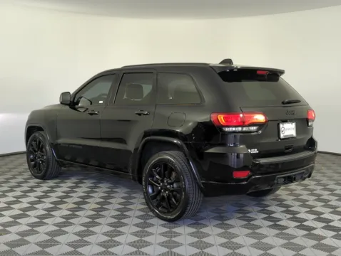 More photos of 2021 Jeep Grand Cherokee Laredo X at Step One CDJR Fiat Fort Walton Beach, FL