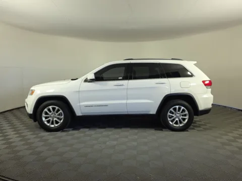 More photos of 2015 Jeep Grand Cherokee Laredo at Step One CDJR Fiat Fort Walton Beach, FL