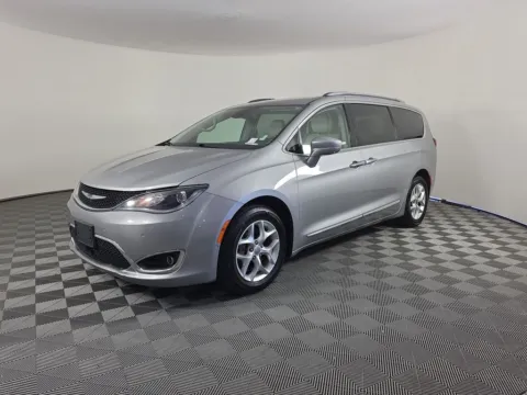 Photos of 2017 Chrysler Pacifica Touring L Plus for sale in Fort Walton Beach, FL at Step One CDJR Fiat Fort Walton Beach