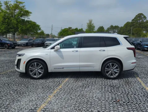 More photos of 2020 Cadillac XT6 Premium Luxury at Step One CDJR Fiat Fort Walton Beach, FL