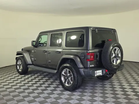 More photos of 2018 Jeep Wrangler Unlimited Sahara at Step One CDJR Fiat Fort Walton Beach, FL