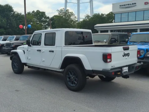 More photos of 2026 Jeep Gladiator 85th Anniversary Edition at Step One CDJR Fiat Fort Walton Beach, FL