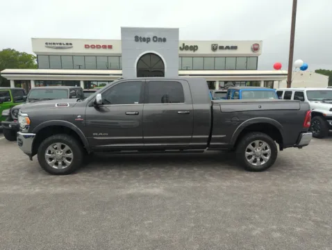 More photos of 2022 Ram 3500 Limited at Step One CDJR Fiat Fort Walton Beach, FL