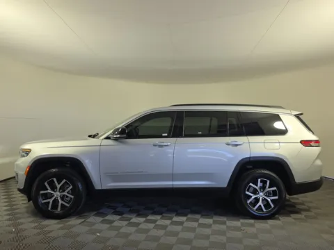 More photos of 2025 Jeep Grand Cherokee L Limited at Step One CDJR Fiat Fort Walton Beach, FL