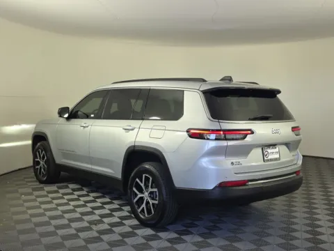 More photos of 2025 Jeep Grand Cherokee L Limited at Step One CDJR Fiat Fort Walton Beach, FL