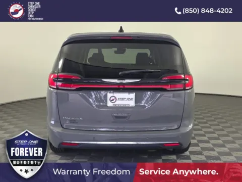 More photos of 2023 Chrysler Pacifica Touring L at Step One CDJR Fiat Fort Walton Beach, FL