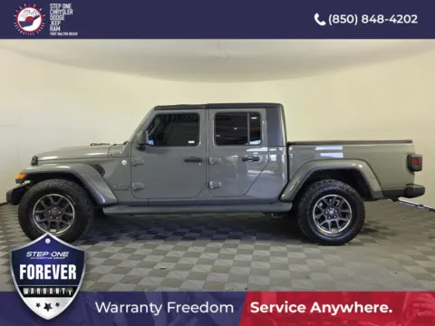 More photos of 2021 Jeep Gladiator Overland at Step One CDJR Fiat Fort Walton Beach, FL