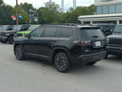 More photos of 2026 Jeep Cherokee Laredo at Step One CDJR Fiat Fort Walton Beach, FL