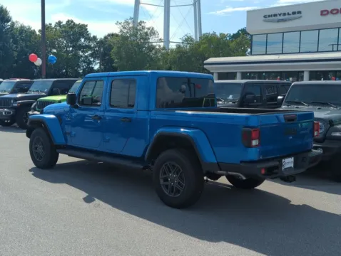 More photos of 2026 Jeep Gladiator Sport S at Step One CDJR Fiat Fort Walton Beach, FL
