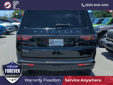 More photos of 2024 Jeep Wagoneer Series III at Step One CDJR Fiat Fort Walton Beach, FL