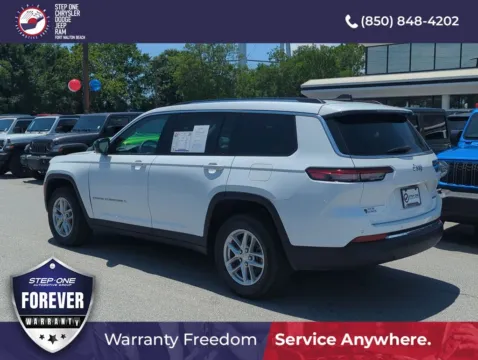 More photos of 2023 Jeep Grand Cherokee L Laredo at Step One CDJR Fiat Fort Walton Beach, FL
