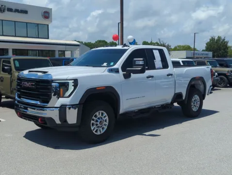 White 2025 GMC Sierra 2500HD Pro for sale in Fort Walton Beach, FL