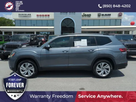 Another view of 2022 Volkswagen Atlas 3.6L V6 SE w/Technology for sale in Fort Walton Beach, FL at Step One CDJR Fiat Fort Walton Beach