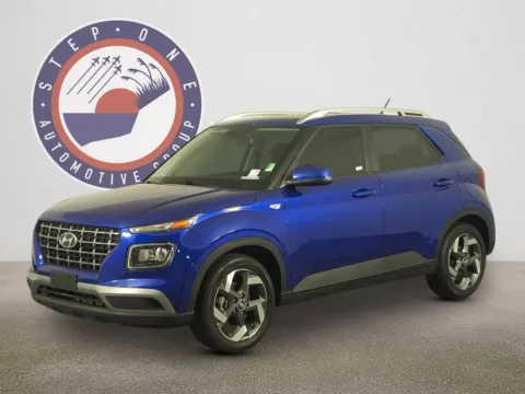 Blue 2023 Hyundai Venue SEL for sale in Fort Walton Beach, FL
