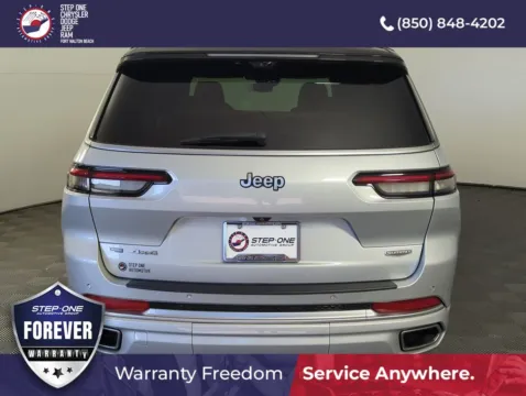More photos of 2021 Jeep Grand Cherokee L Summit at Step One CDJR Fiat Fort Walton Beach, FL