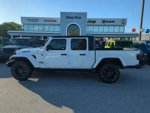 More photos of 2026 Jeep Gladiator Willys at Step One CDJR Fiat Fort Walton Beach, FL
