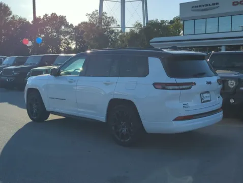 More photos of 2026 Jeep Grand Cherokee L Summit at Step One CDJR Fiat Fort Walton Beach, FL