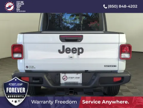More photos of 2021 Jeep Gladiator Sport at Step One CDJR Fiat Fort Walton Beach, FL