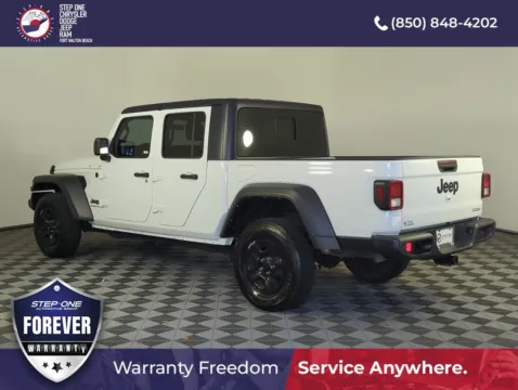 More photos of 2021 Jeep Gladiator Sport at Step One CDJR Fiat Fort Walton Beach, FL