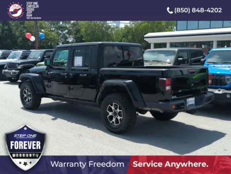 More photos of 2022 Jeep Gladiator Sport at Step One CDJR Fiat Fort Walton Beach, FL