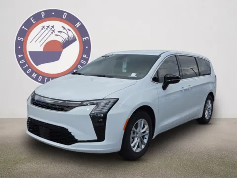 Photos of 2027 Chrysler Pacifica Select for sale in Fort Walton Beach, FL at Step One CDJR Fiat Fort Walton Beach