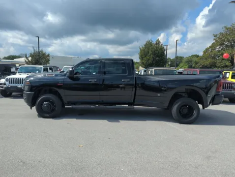 More photos of 2027 Ram 3500 Tradesman at Step One CDJR Fiat Fort Walton Beach, FL