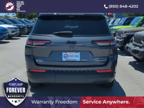 More photos of 2023 Jeep Grand Cherokee L Limited at Step One CDJR Fiat Fort Walton Beach, FL