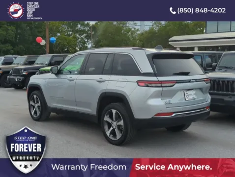 More photos of 2023 Jeep Grand Cherokee 4xe at Step One CDJR Fiat Fort Walton Beach, FL