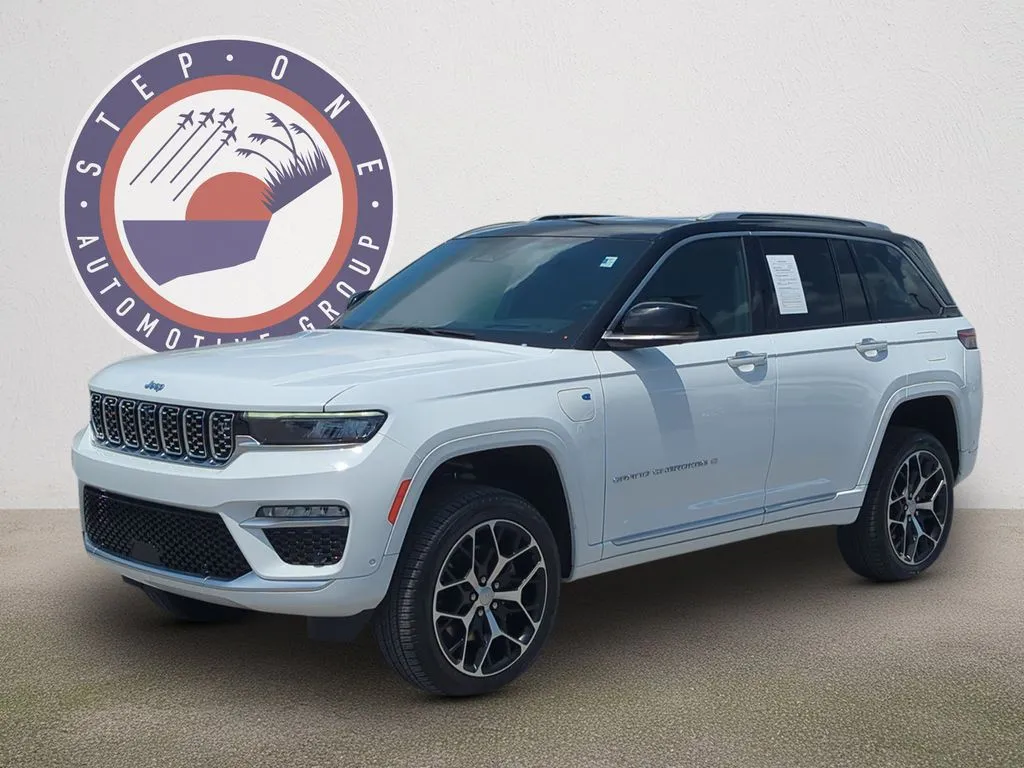 White 2023 Jeep Grand Cherokee Summit Reserve 4xe for sale in Fort Walton Beach, FL
