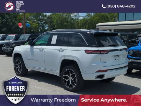 More photos of 2023 Jeep Grand Cherokee Summit Reserve 4xe at Step One CDJR Fiat Fort Walton Beach, FL