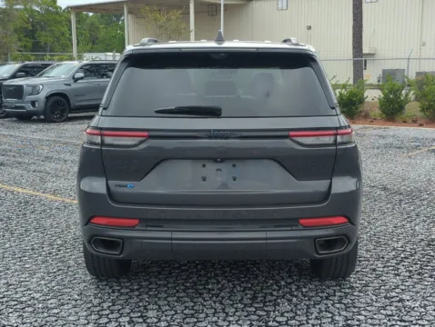 More photos of 2024 Jeep Grand Cherokee 4xe at Step One CDJR Fiat Fort Walton Beach, FL