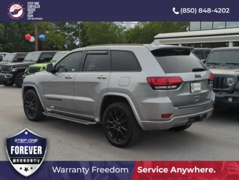 More photos of 2017 Jeep Grand Cherokee Altitude at Step One CDJR Fiat Fort Walton Beach, FL