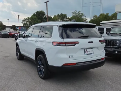 More photos of 2026 Jeep Grand Cherokee L at Step One CDJR Fiat Fort Walton Beach, FL