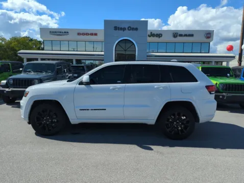 Another view of 2021 Jeep Grand Cherokee Laredo X for sale in Fort Walton Beach, FL at Step One CDJR Fiat Fort Walton Beach