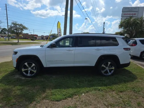 More photos of 2026 Jeep Grand Cherokee L Limited at Step One CDJR Fiat Fort Walton Beach, FL