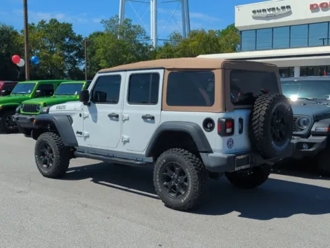 More photos of 2022 Jeep Wrangler Unlimited Willys at Step One CDJR Fiat Fort Walton Beach, FL
