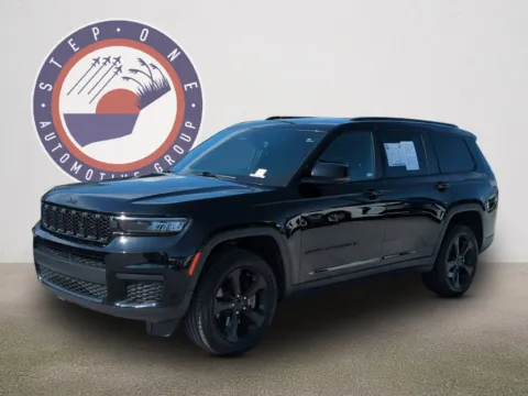 Photos of 2023 Jeep Grand Cherokee L Altitude for sale in Fort Walton Beach, FL at Step One CDJR Fiat Fort Walton Beach
