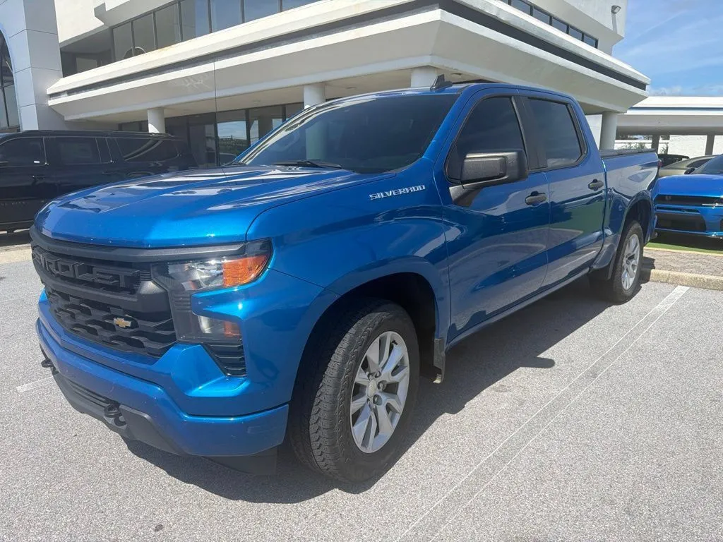 2022 Chevrolet Silverado 1500 Custom