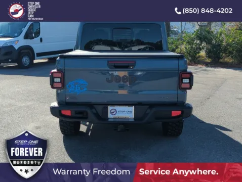 More photos of 2024 Jeep Gladiator High Tide at Step One CDJR Fiat Fort Walton Beach, FL
