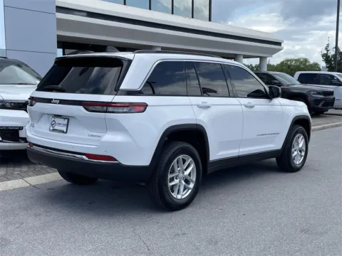 More photos of 2025 Jeep Grand Cherokee Laredo X at Step One CDJR Fiat Fort Walton Beach, FL
