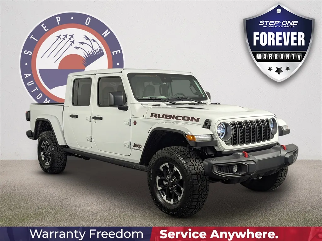 White 2025 Jeep Gladiator Rubicon for sale in Fort Walton Beach, FL